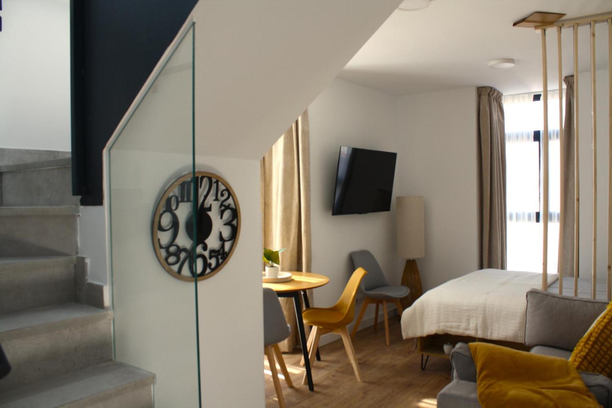 Madrid Urban Suites- Nuevo Apartahotel-7 Apartaments Boutique Full Equiped 外观 照片